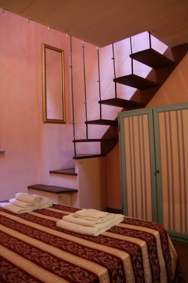 Casa Gaia Guest House ลุคคา ภายนอก รูปภาพ