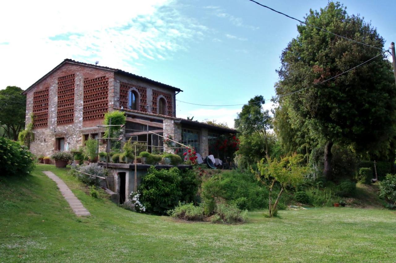 Casa Gaia Guest House ลุคคา ภายนอก รูปภาพ